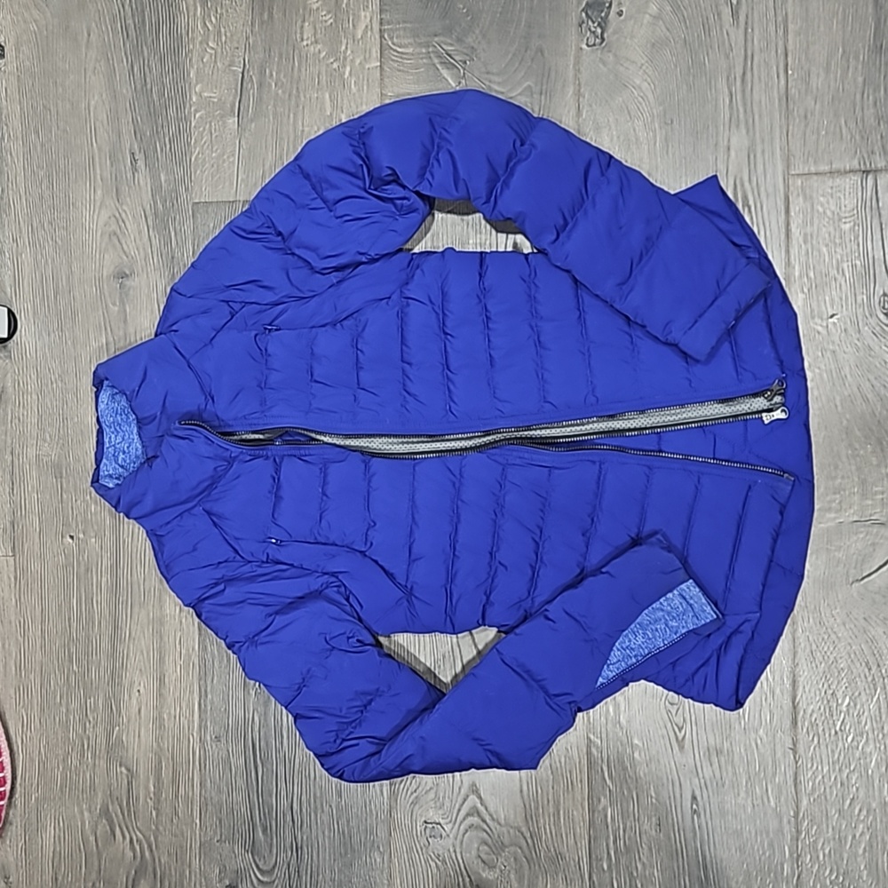 Lululemon down jacket - 4